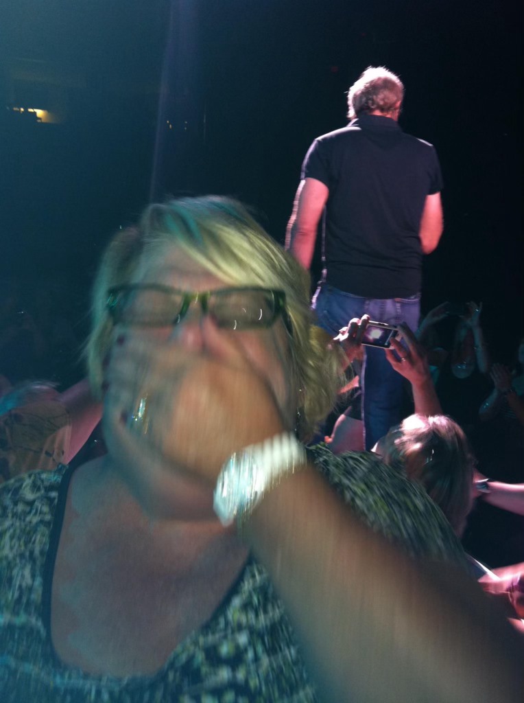 Aunt Mary excited after touching Michael Boltons hand during a concert