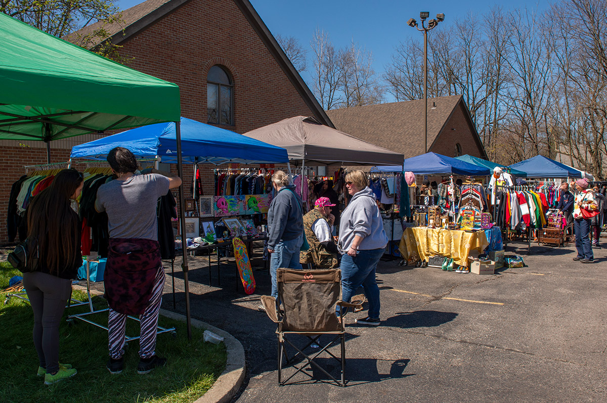 Pop-Up Picker's Club Vintage and Maker's Market Robintek Westerville Ohio